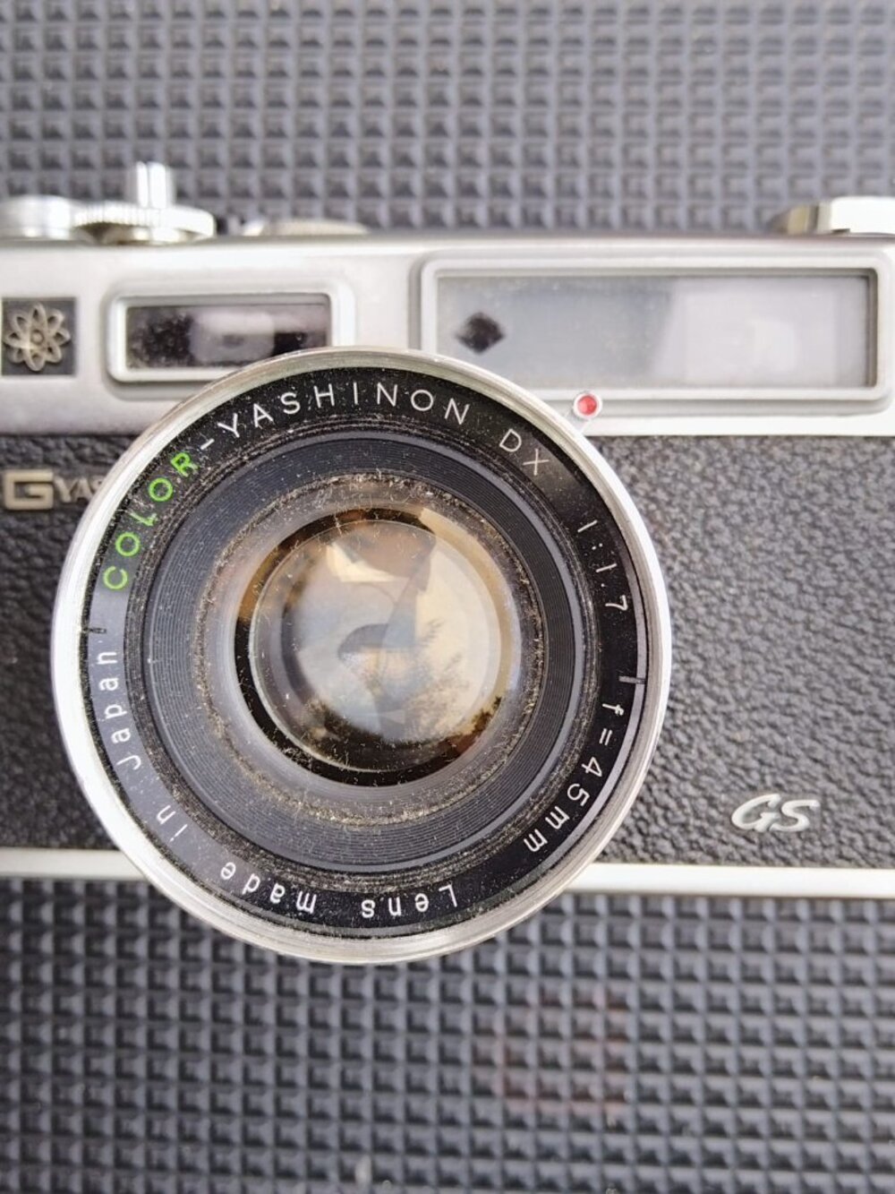 Vintage 2-piece 35mm camera set - Yashika Electro 35GS and Canon Canonette QL19 - Picture 3 of 6